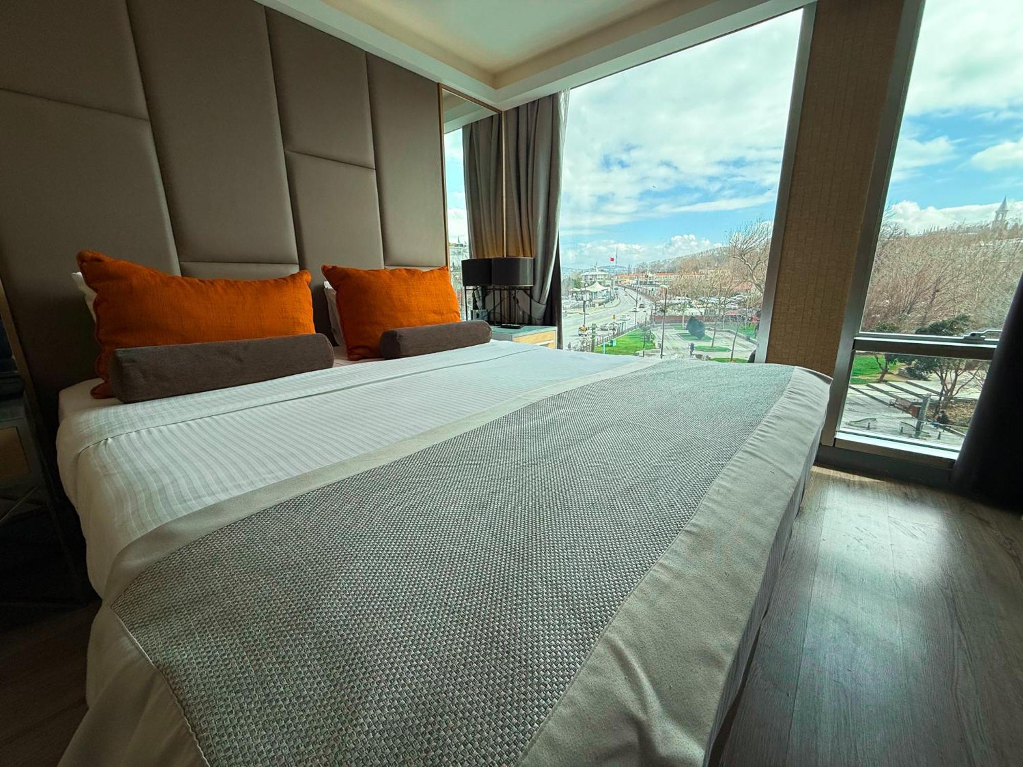 Hotel Manesol Old Bosphorus 4*